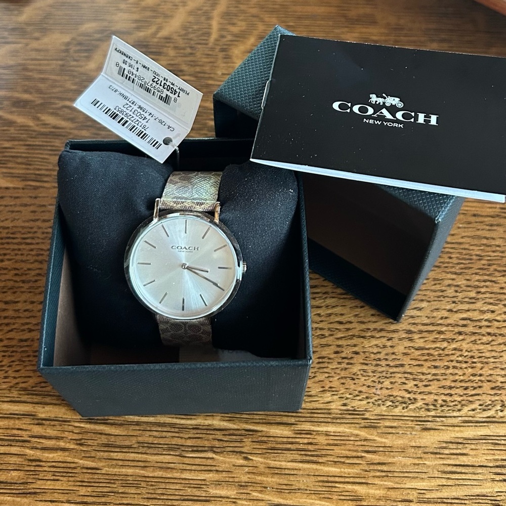 COACH NWT/ NIB/ Woman’s/ Perry Brown Canvas Strap/Watch 36mm - Picture 3 of 6